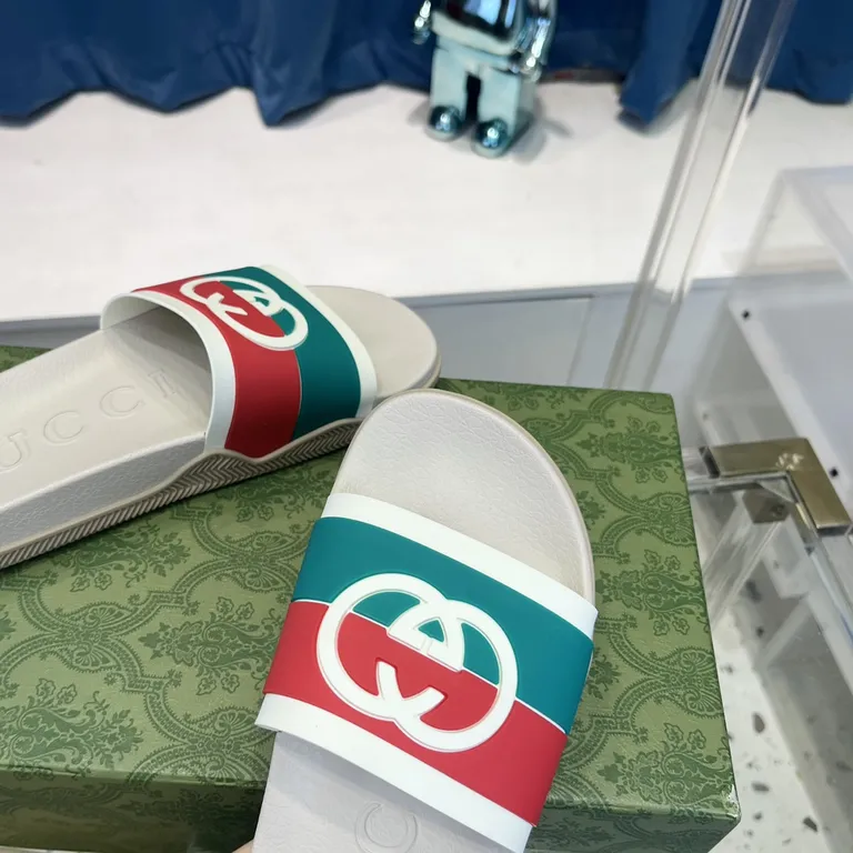 Gucci Shoe 